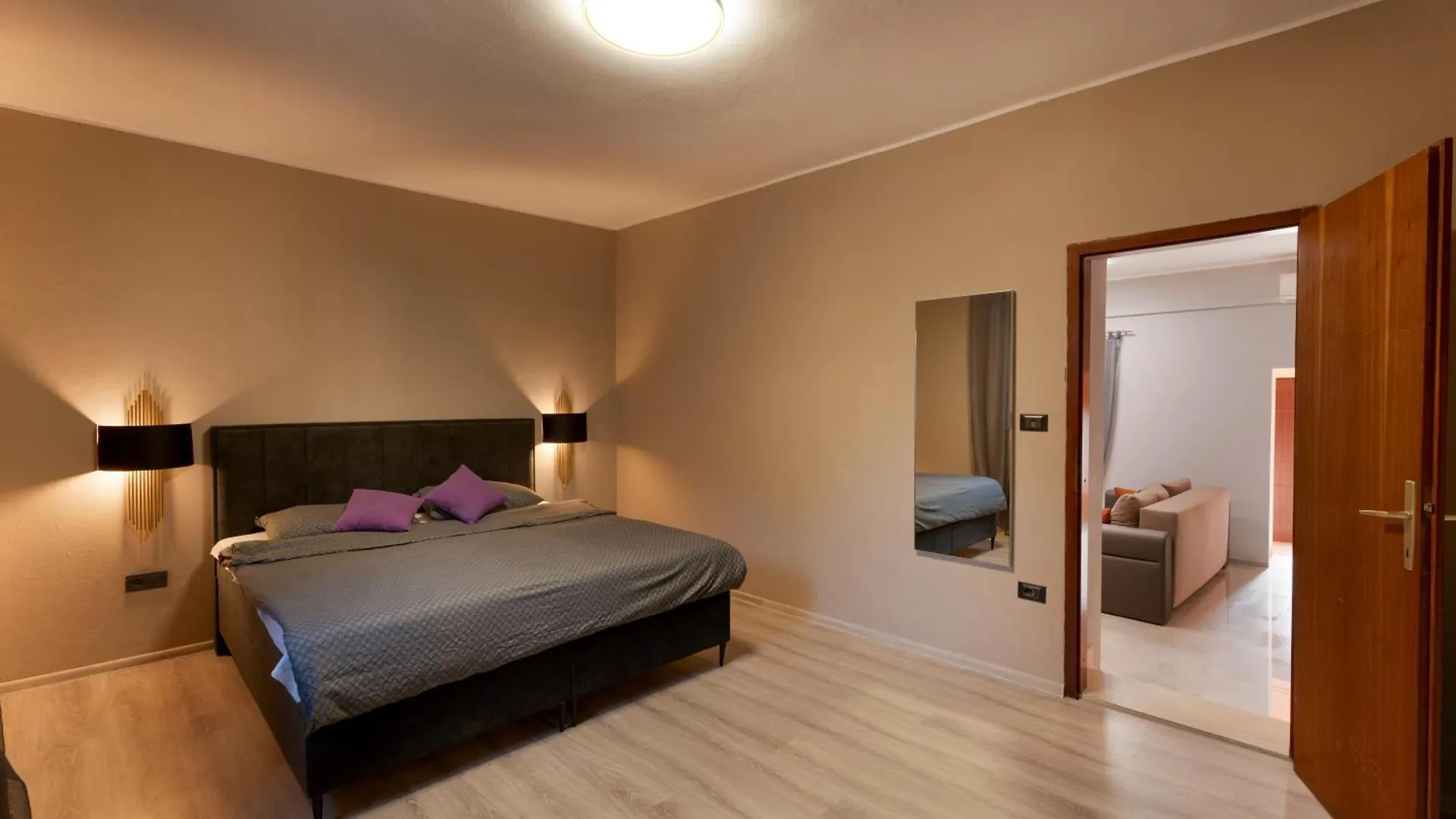 Casa Del Mar Apartments Pula